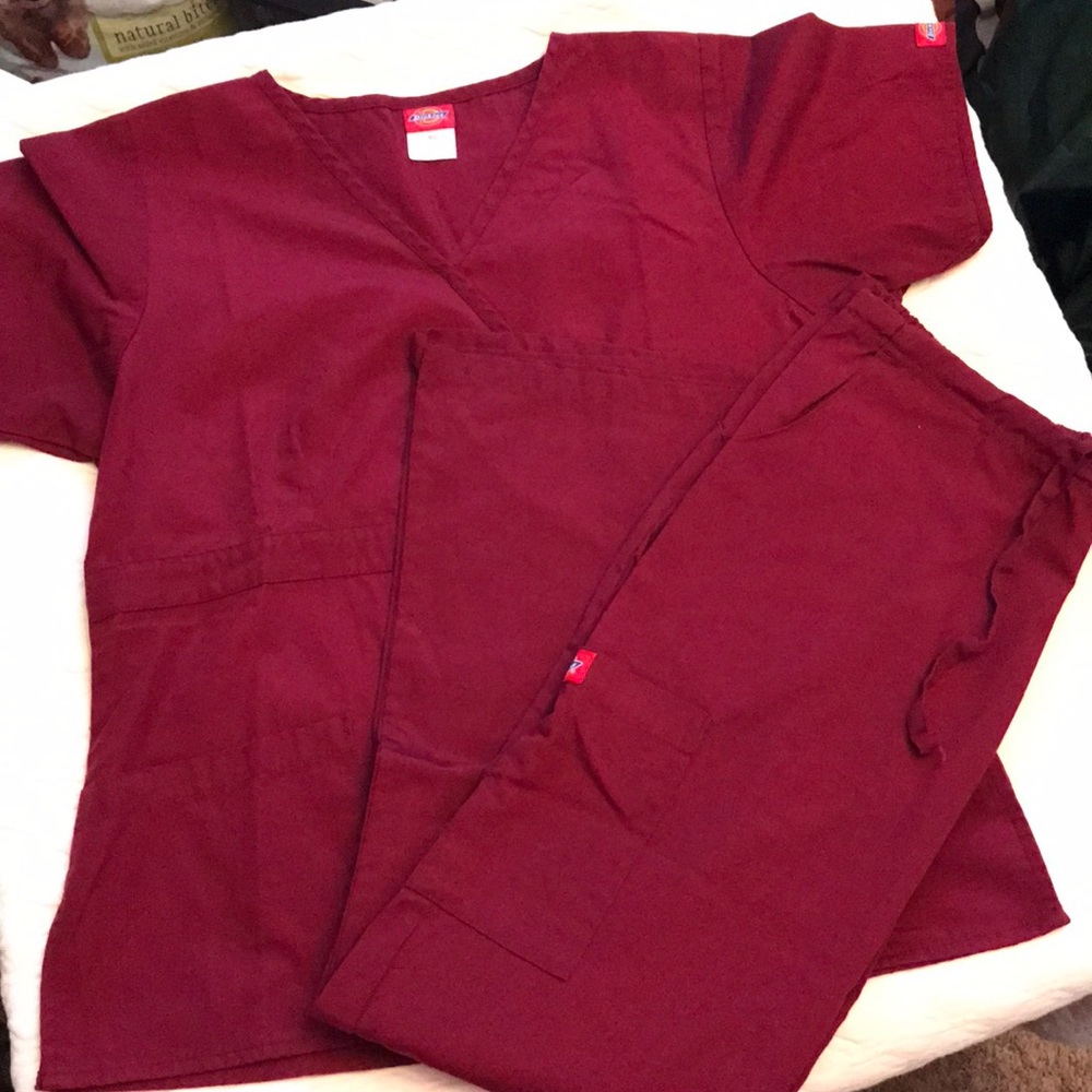 1 set of Dickies scrubs
